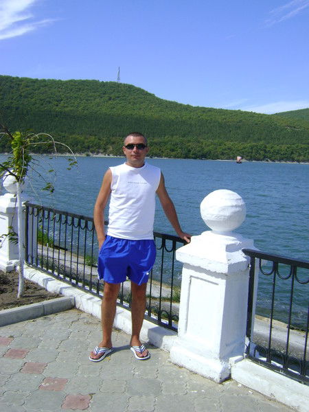 Денис Катков