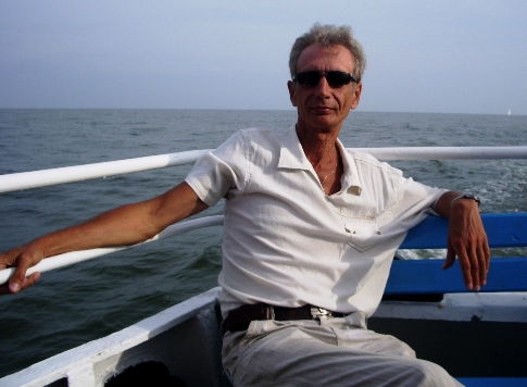 Юрий Слаутин