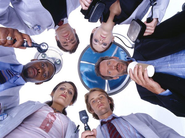 Денис Уперяка