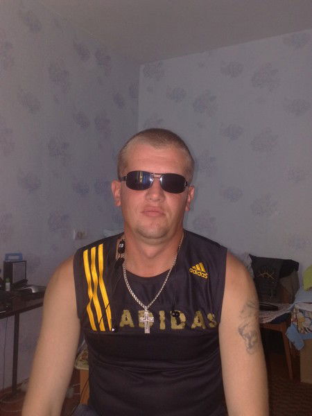 Александр Леонтьев