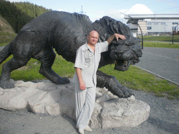 Саша Курилкинр