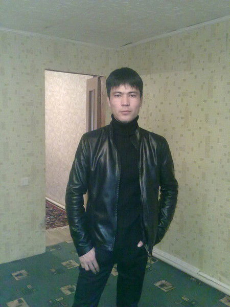 Еркин Амангалиев