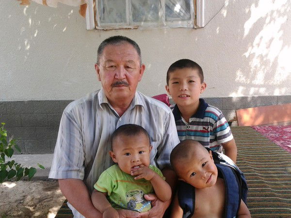 Мухтар Сапаров