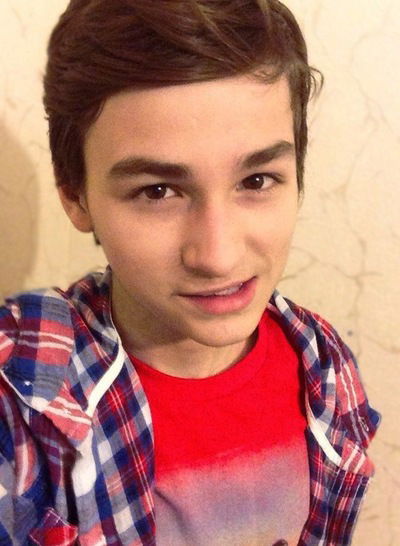 Катя Найданова