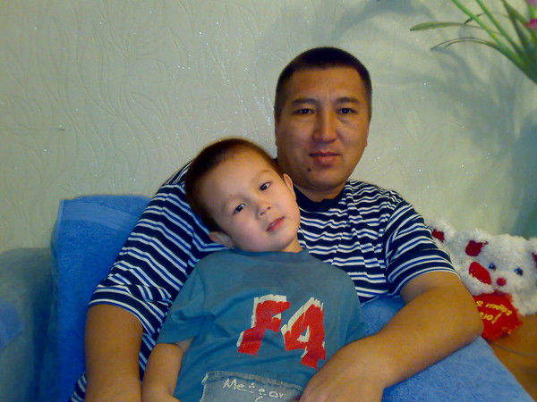 Омиржан Есибаев