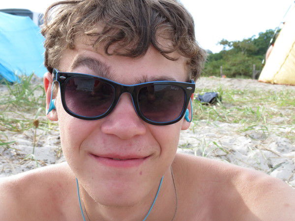 Максим Воназа