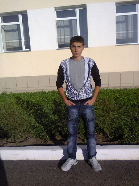 Анатолий Бобров