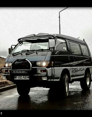 Михаил Николаев