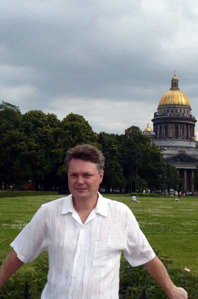 Юрий Макаров