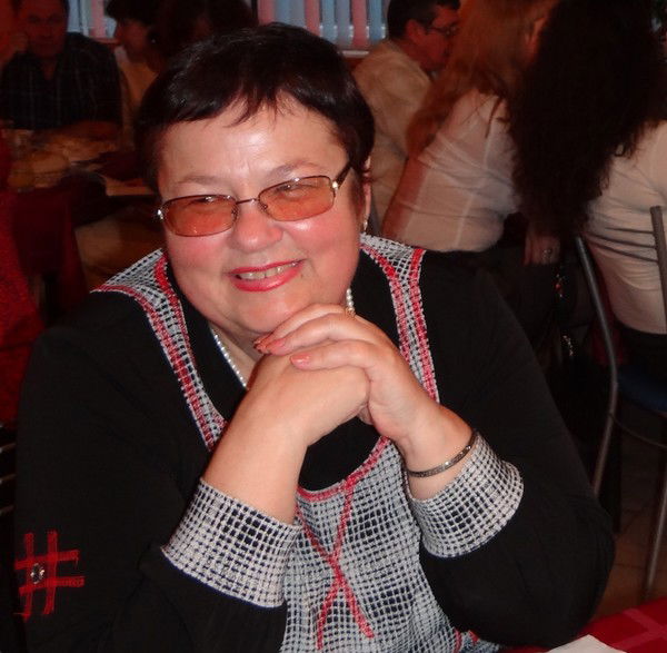 Нина Семихохлова