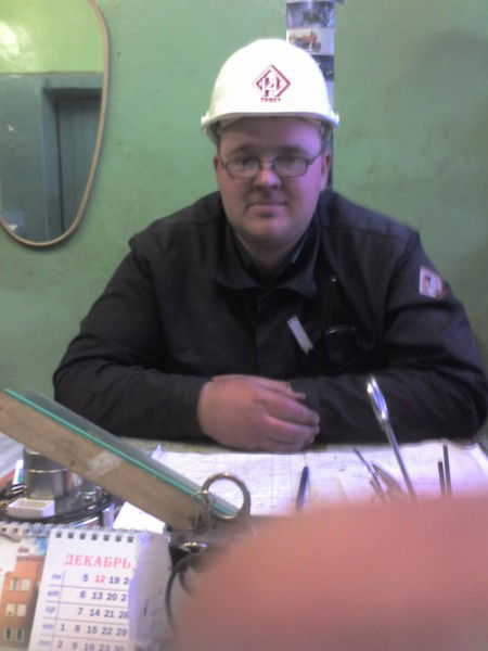 Виктор Петров