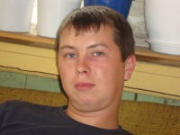 Денис Попов