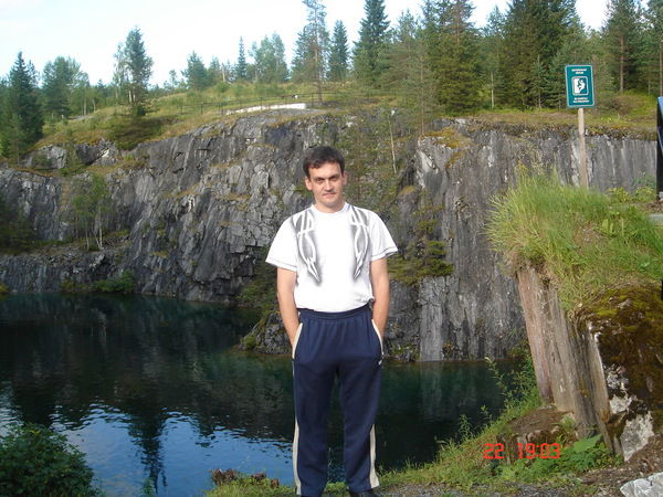 Мансур Гафуров