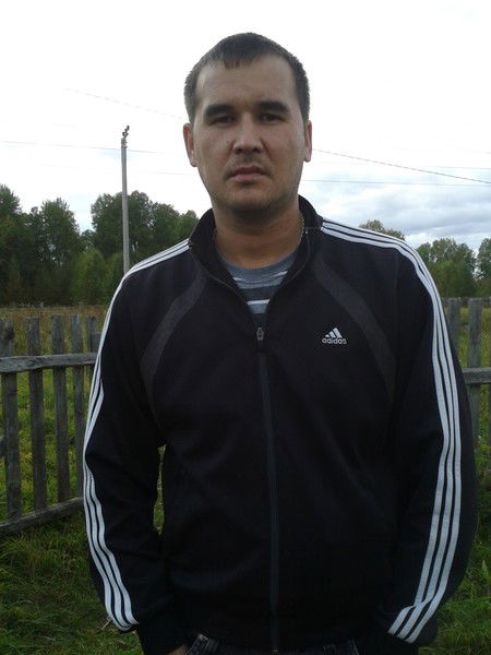 Арслан Шарипов