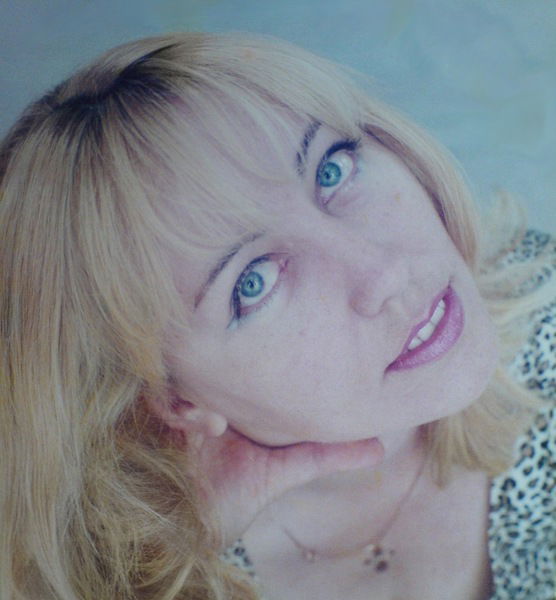 Елена Пакенас