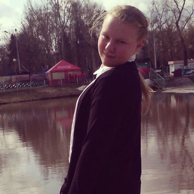 Елена Анюшина