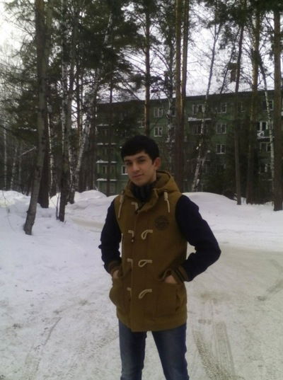 Парвиз Дустов