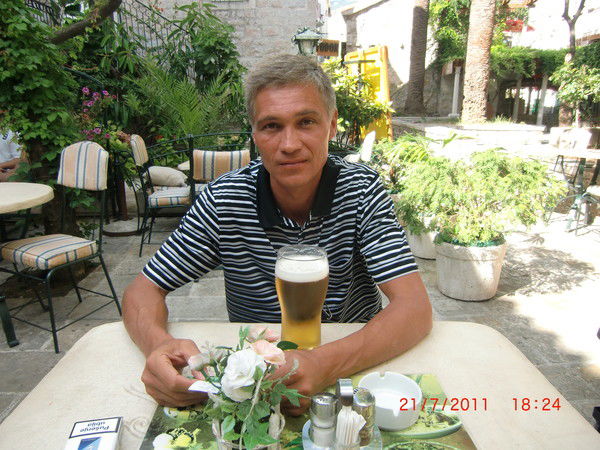 Андрей Николаев