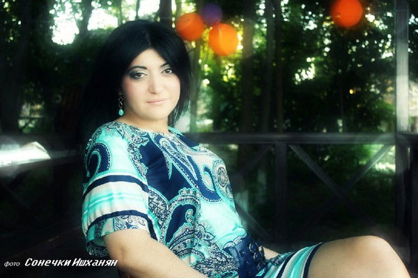 Диана Азарян