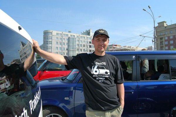 Денис Попёнов