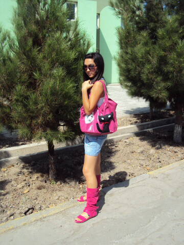 Дженнет Орунова