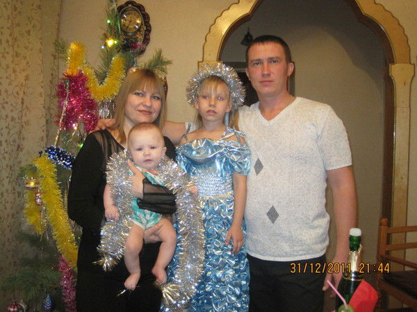 Дмитрий Николаев