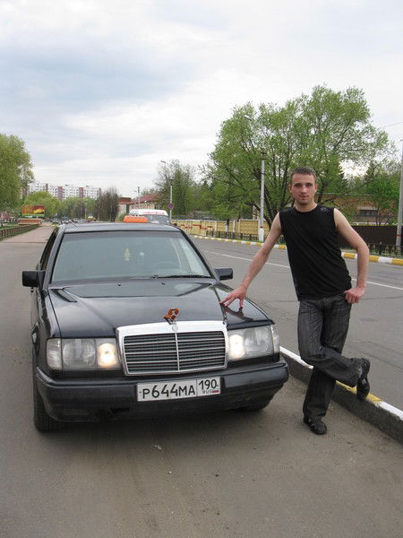 Антон Яковлев