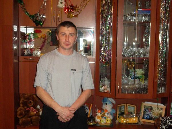 Александр Леонов