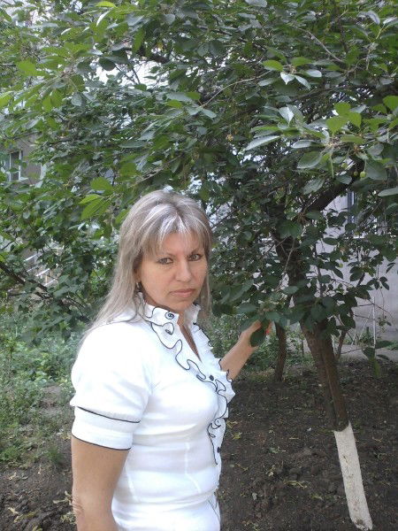 Тоня Сикираш