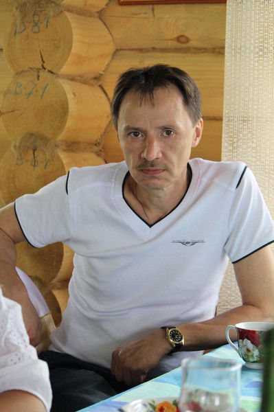 Александр Волков