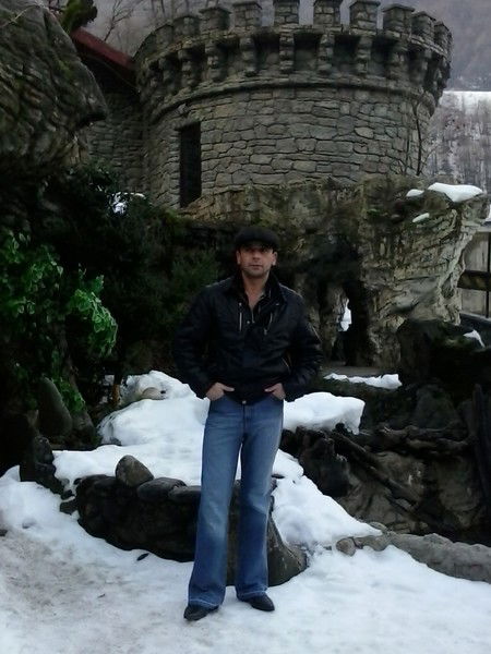 Фархад Аскаров