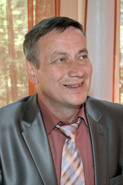 Анатолий Лановой