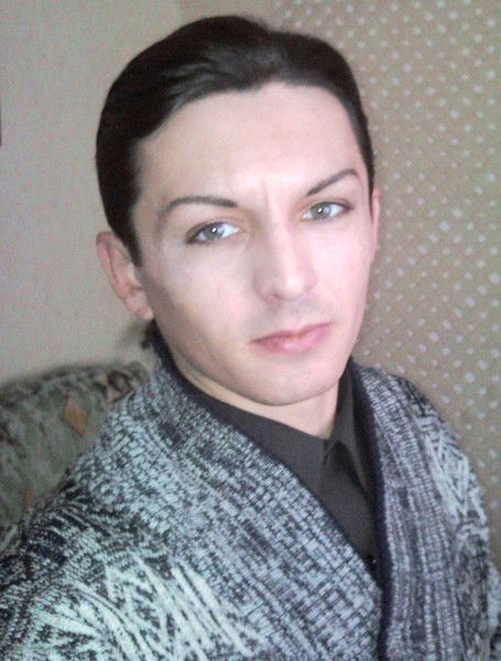 Роман Николаев