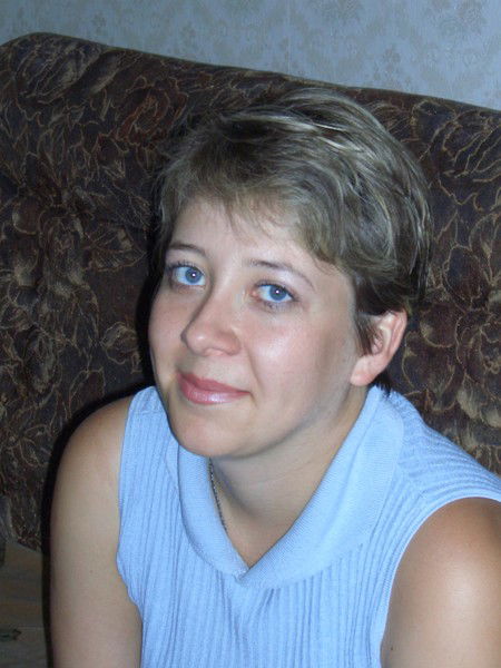 Елена Максимова