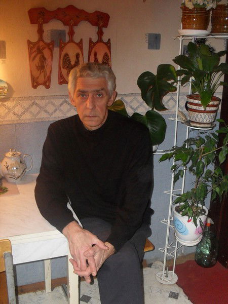 Виктор Попов