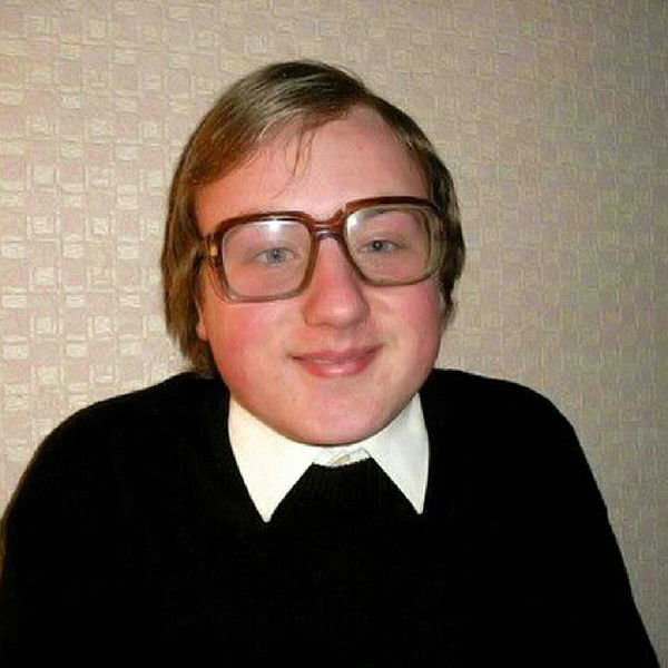 Антон Ущенко