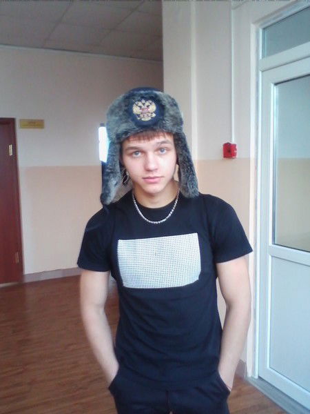 Николай Попов