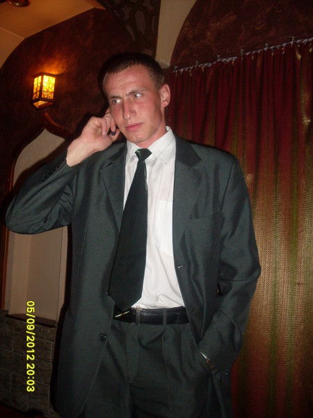 Сергей Леухин