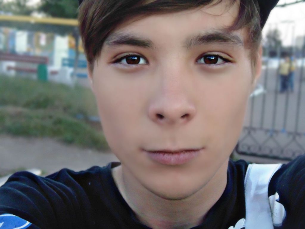 Иван Мельников