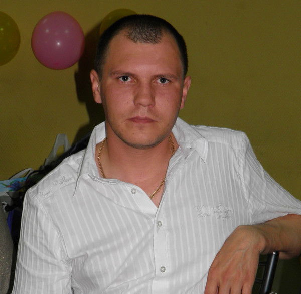 Александр Русанов