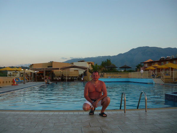 Владимир Монахов