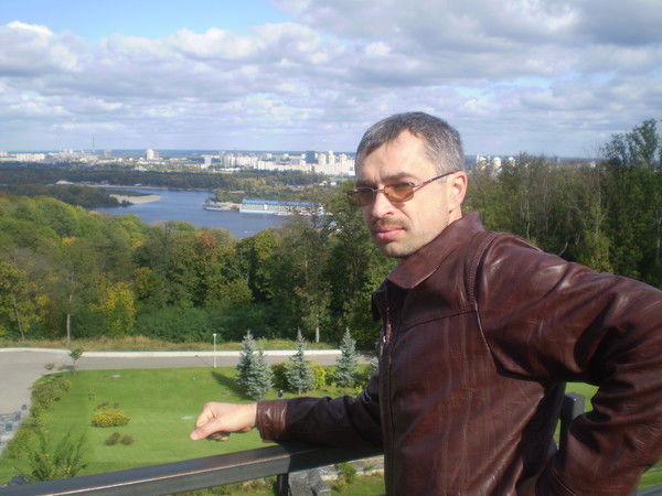 Александр Дорош