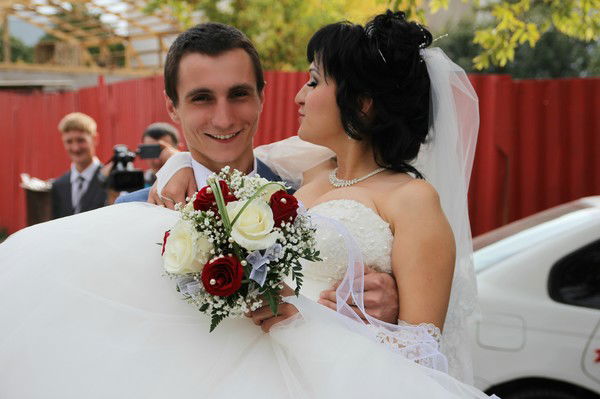 Анна Гельрот