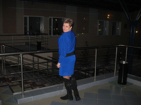 Лена Манахова