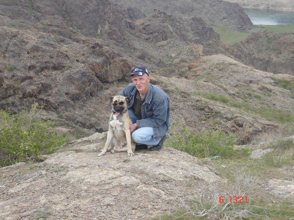 Искандер Хасанов