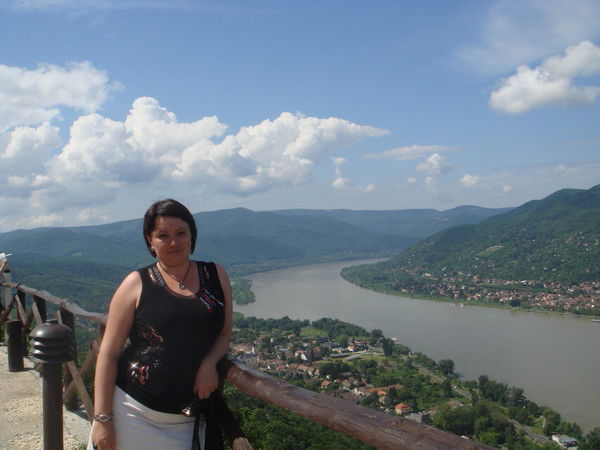 Елена Хандохина