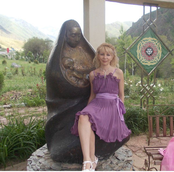 Елена Топычканова