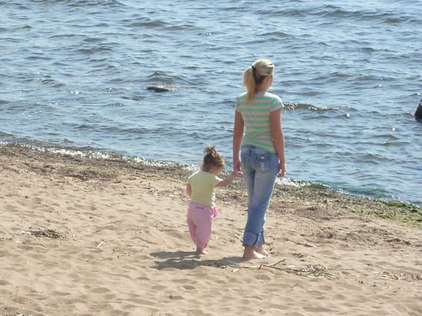 Эльвира Леонова