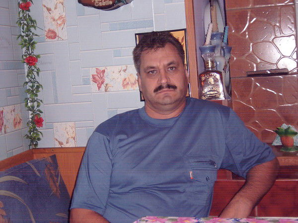 Александр Гончар