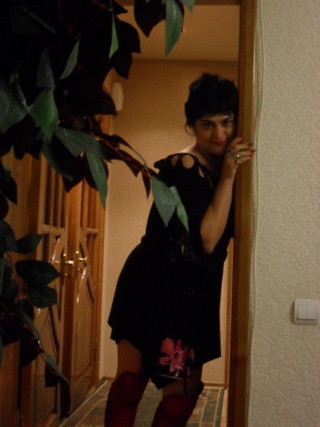 Лена Шестакова